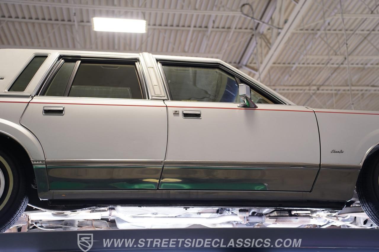 1984 Lincoln Town Car Signature Series