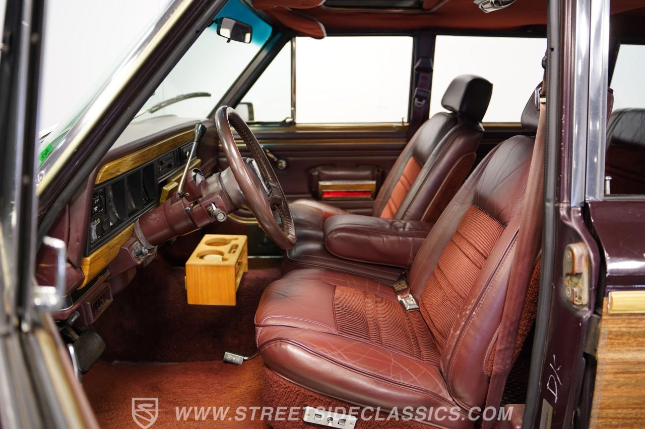 1989 Jeep Grand Wagoneer