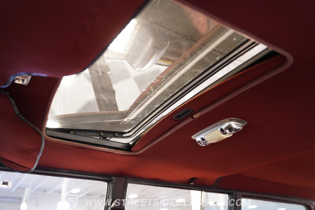 1989 Jeep Grand Wagoneer