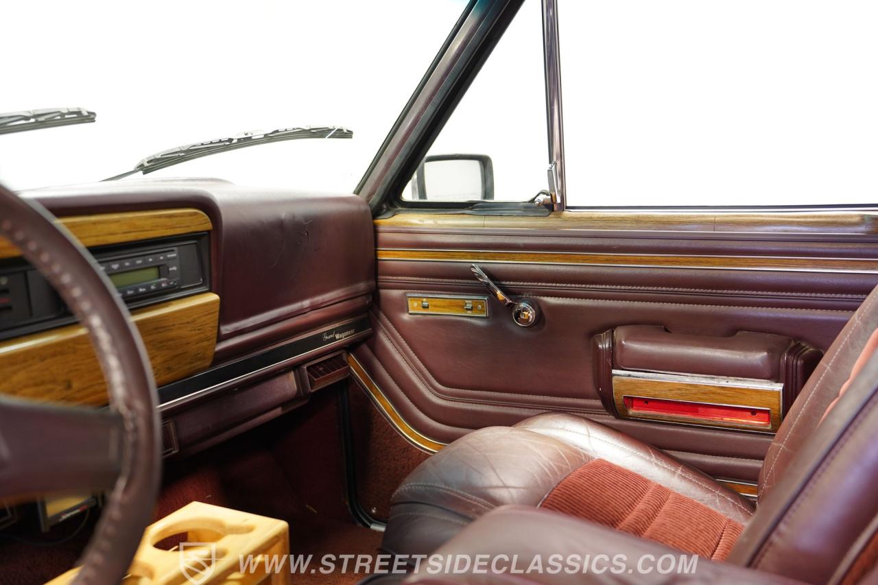 1989 Jeep Grand Wagoneer