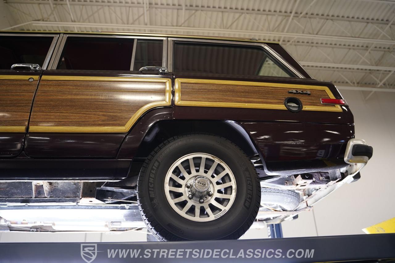 1989 Jeep Grand Wagoneer