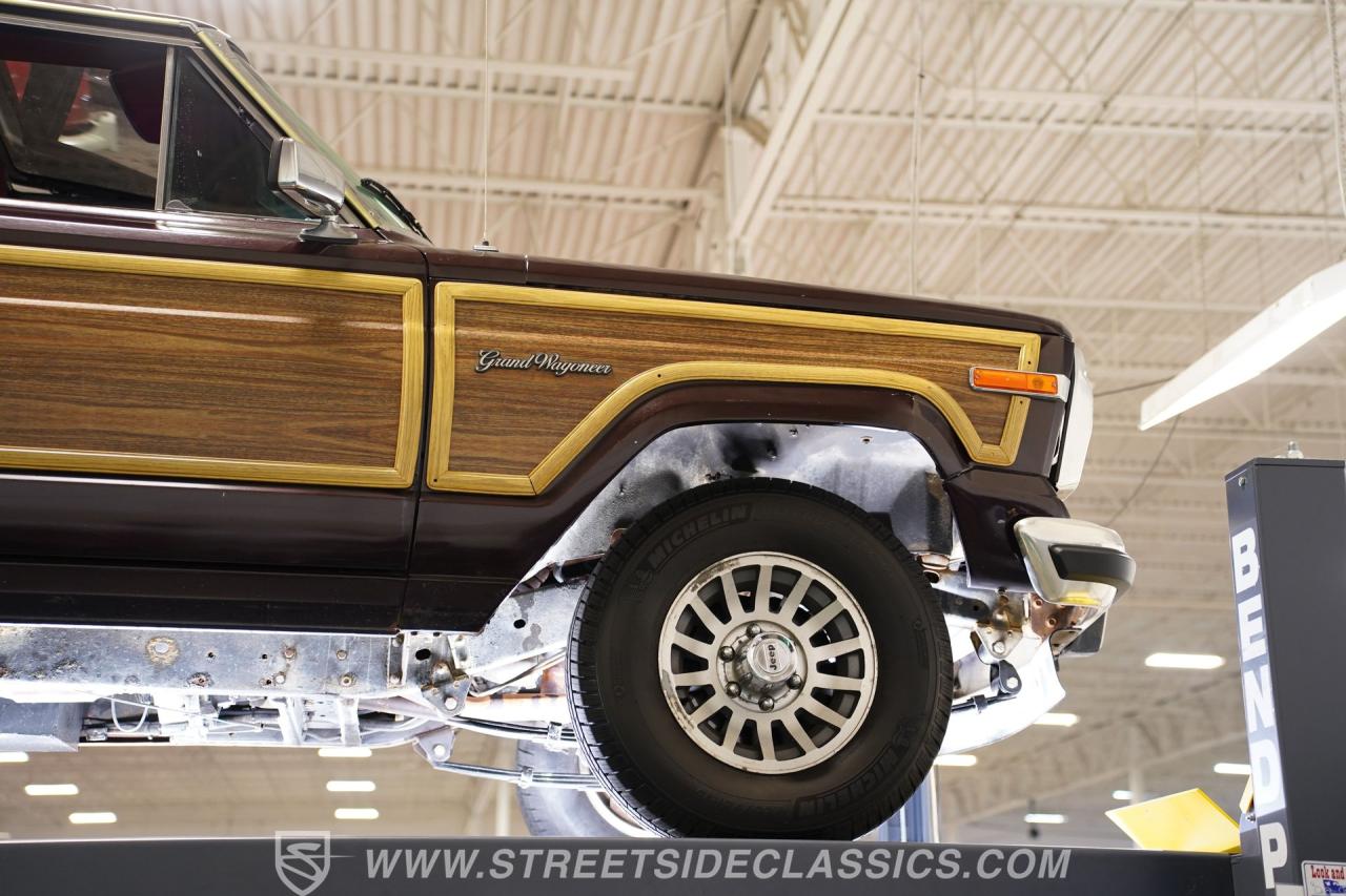1989 Jeep Grand Wagoneer