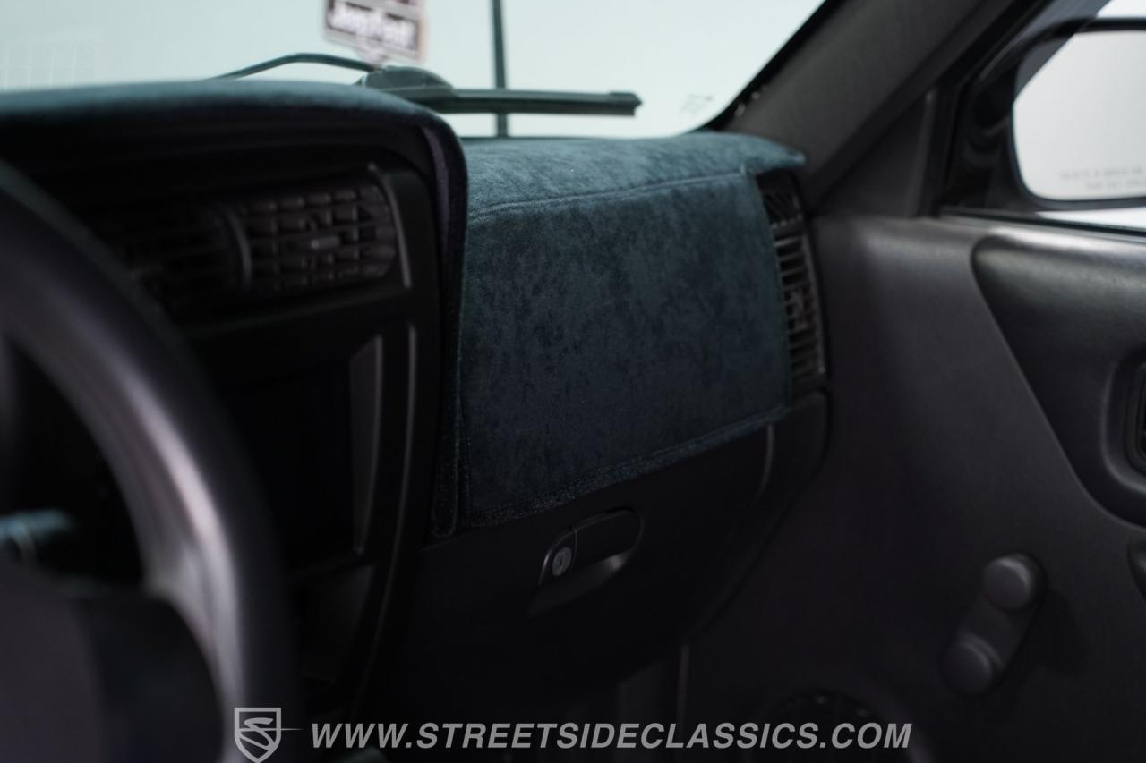 2000 Jeep Cherokee Sport 4X4