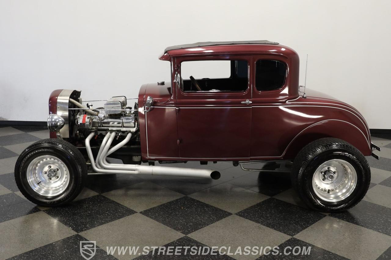 1931 Ford 5-Window Coupe