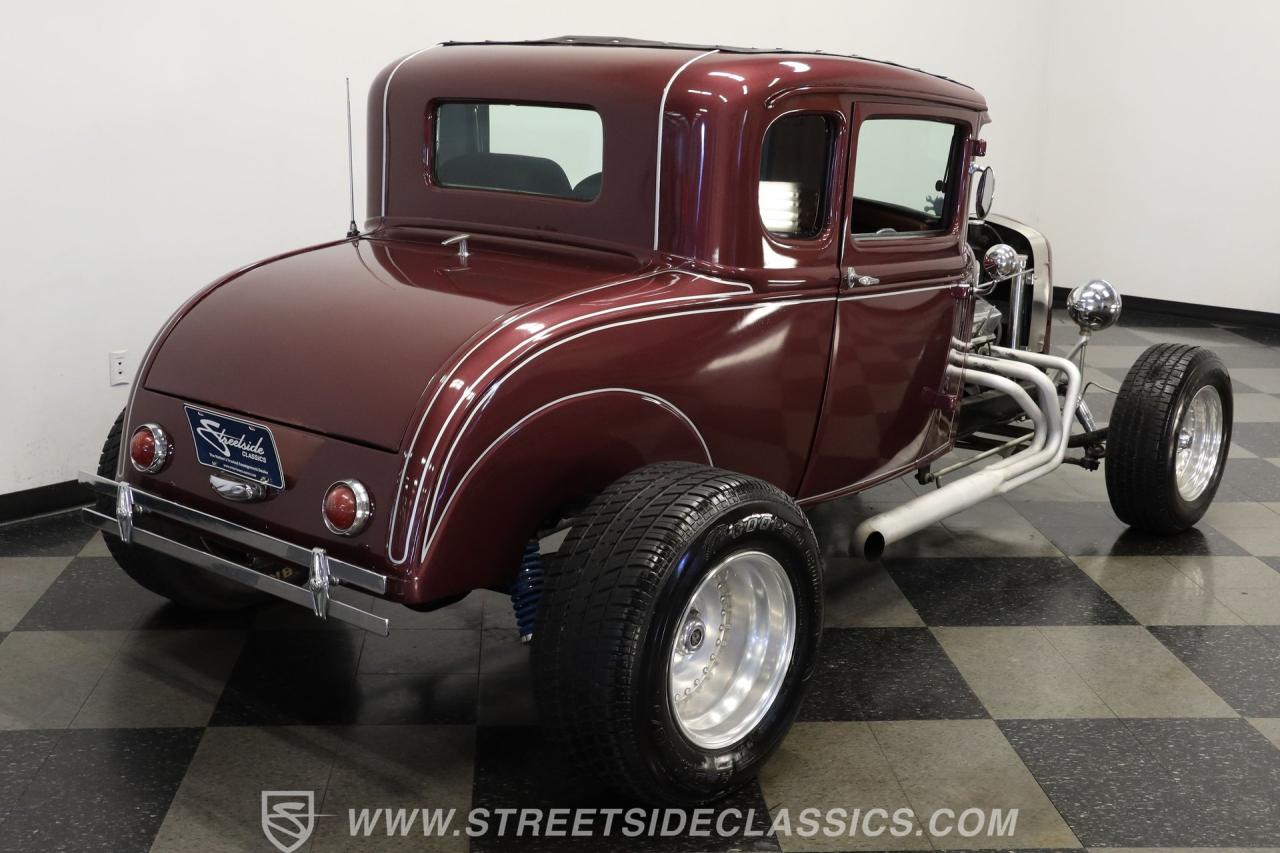1931 Ford 5-Window Coupe