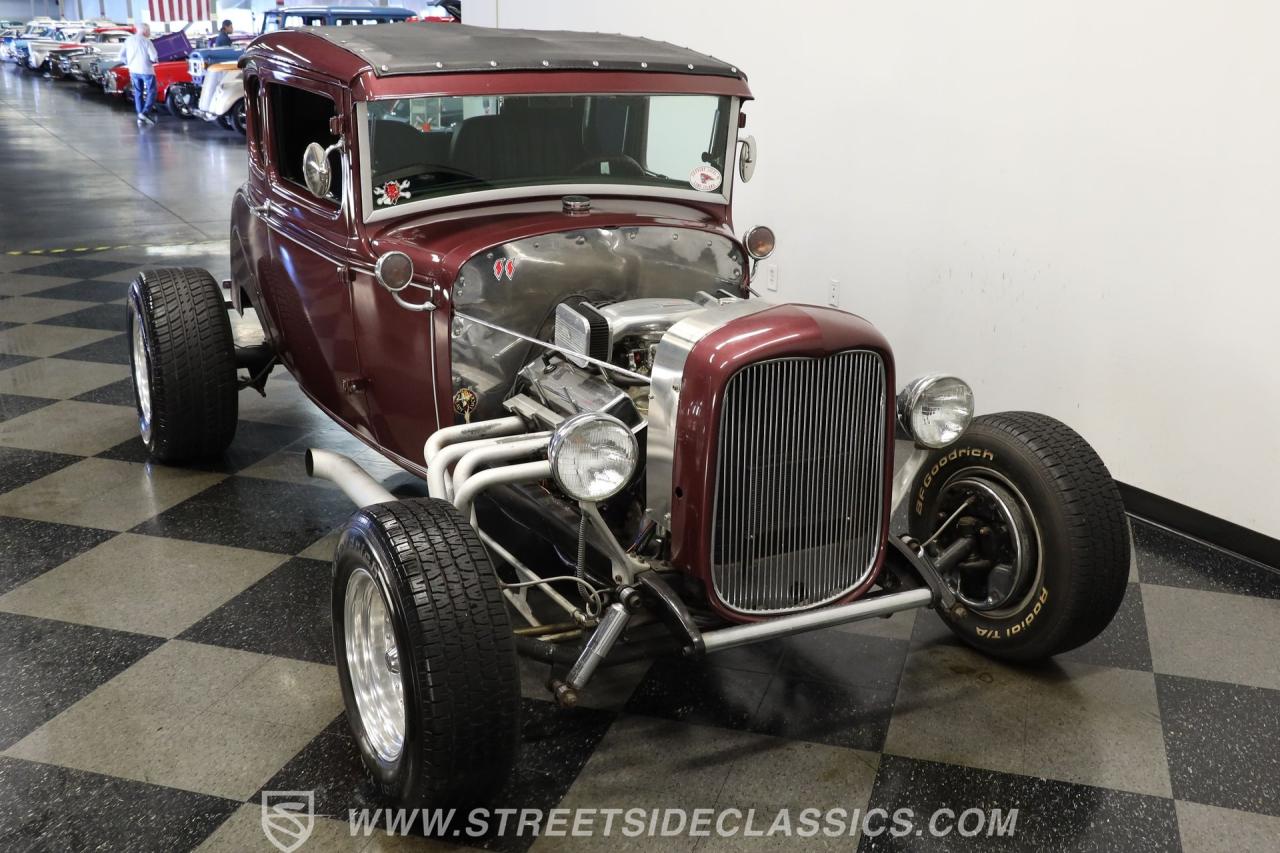 1931 Ford 5-Window Coupe