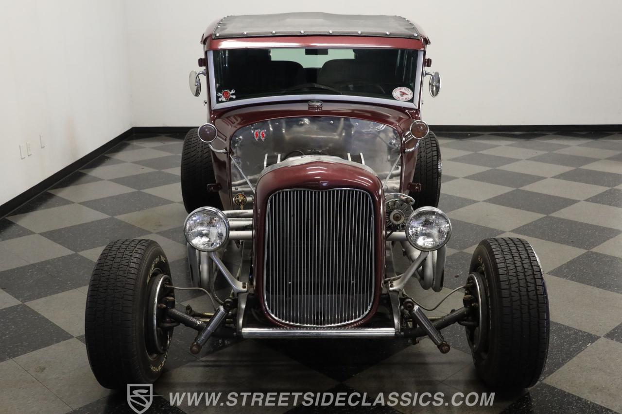 1931 Ford 5-Window Coupe