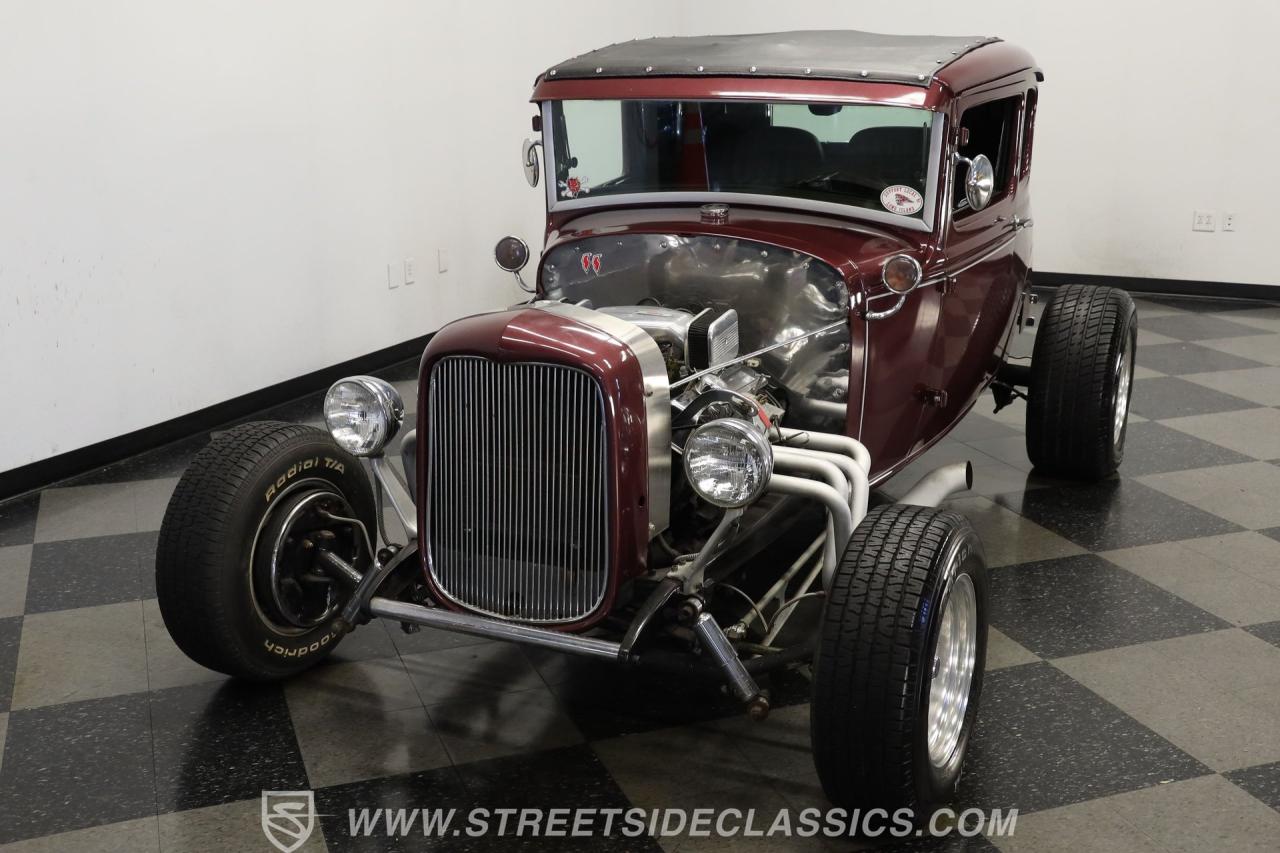 1931 Ford 5-Window Coupe