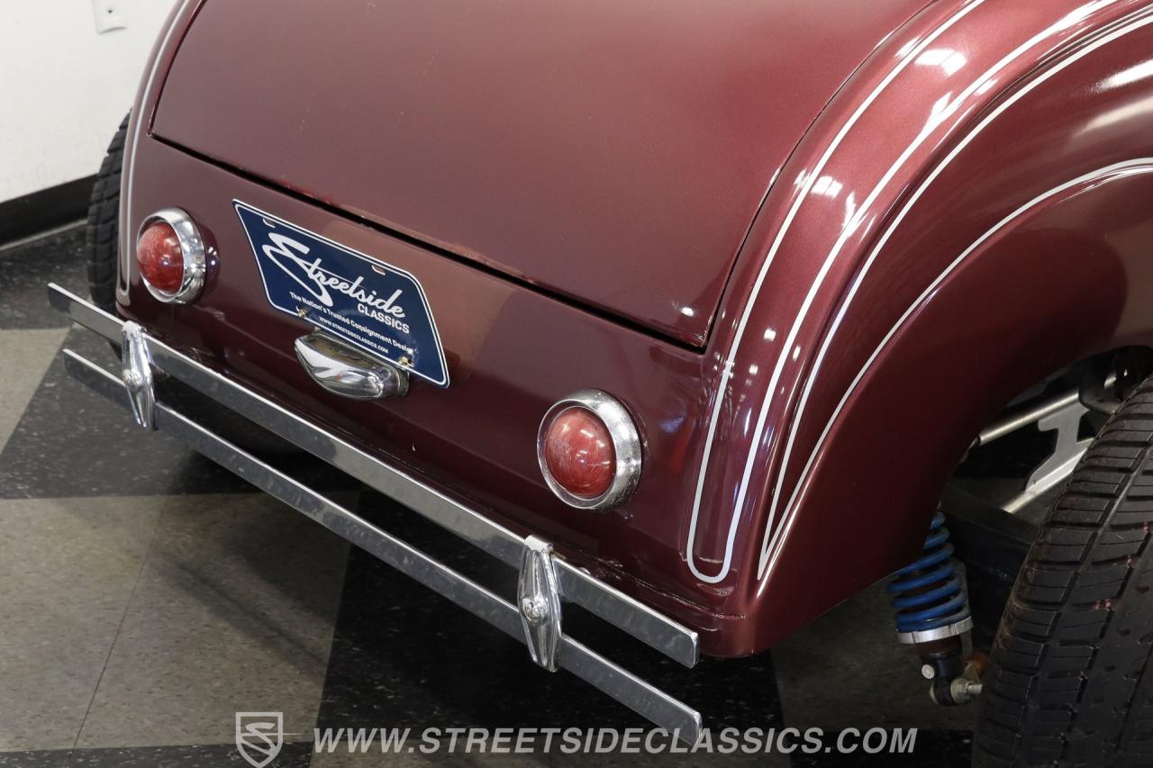 1931 Ford 5-Window Coupe