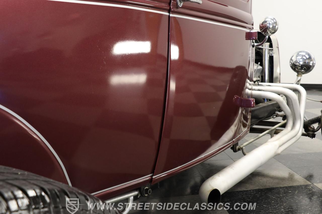 1931 Ford 5-Window Coupe