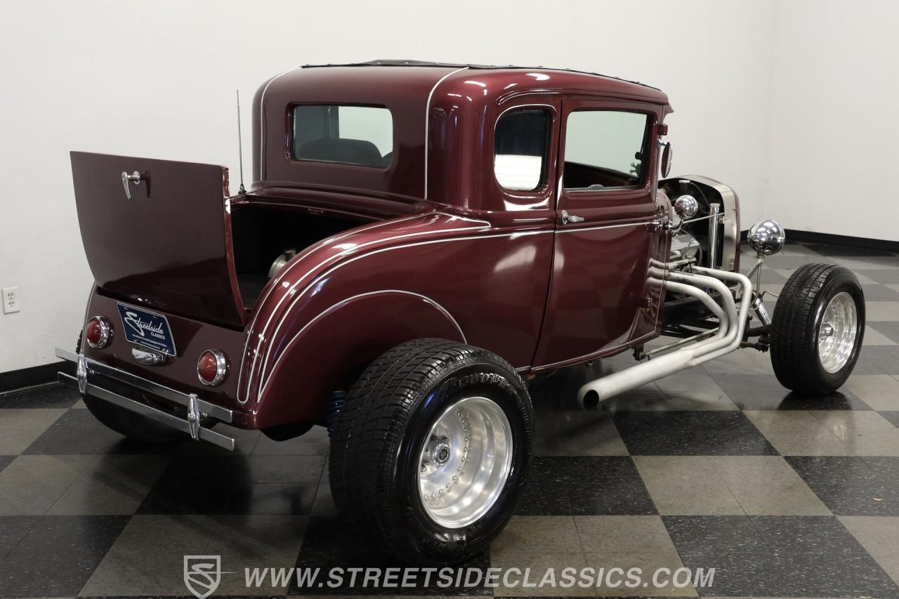1931 Ford 5-Window Coupe