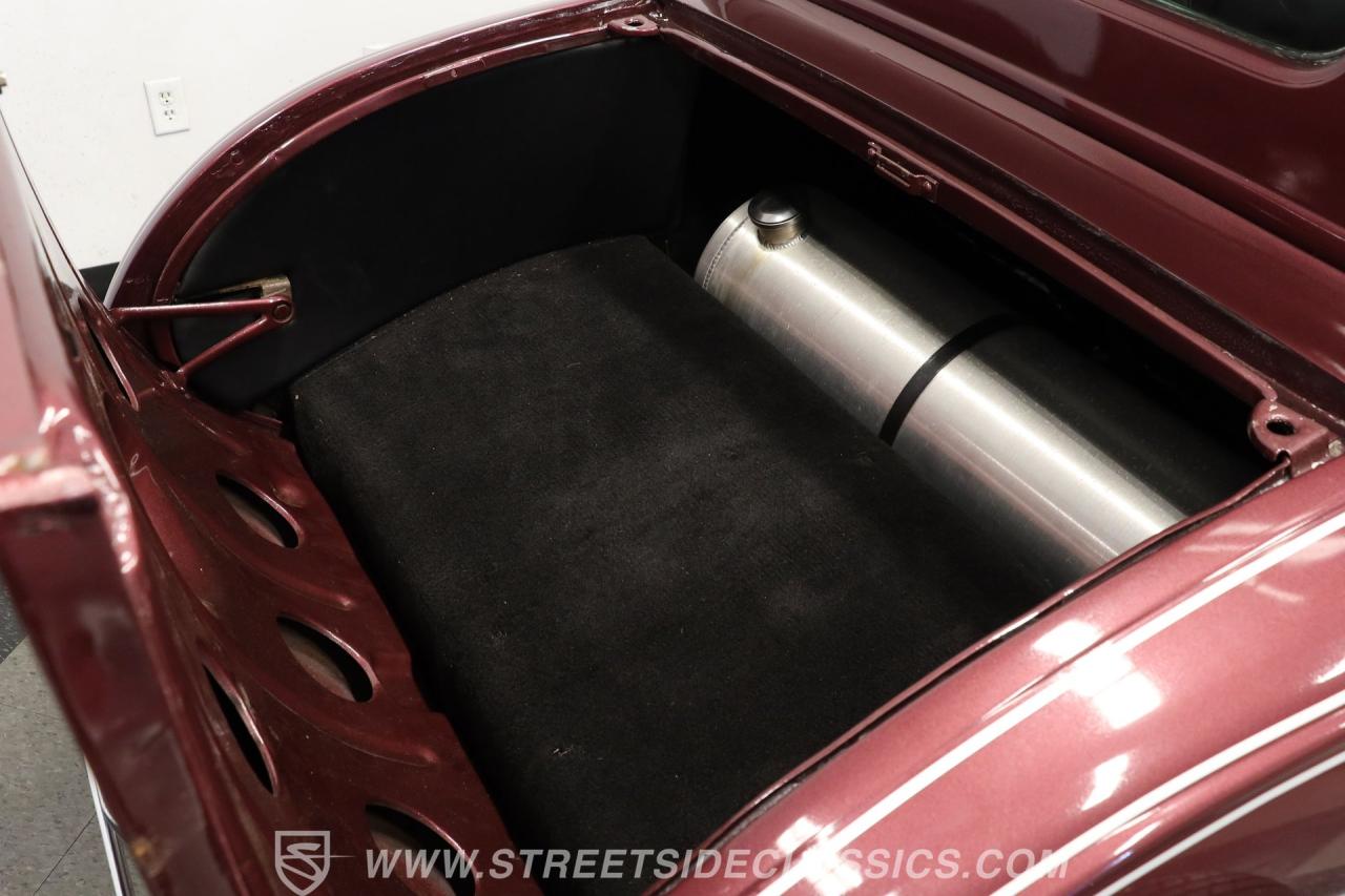 1931 Ford 5-Window Coupe