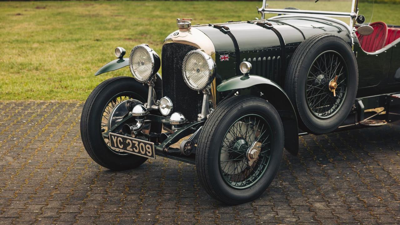 1928 Bentley 4 &frac12;-Litre Semi-Sports Four-Seat Open Tourer in the style of Park Ward