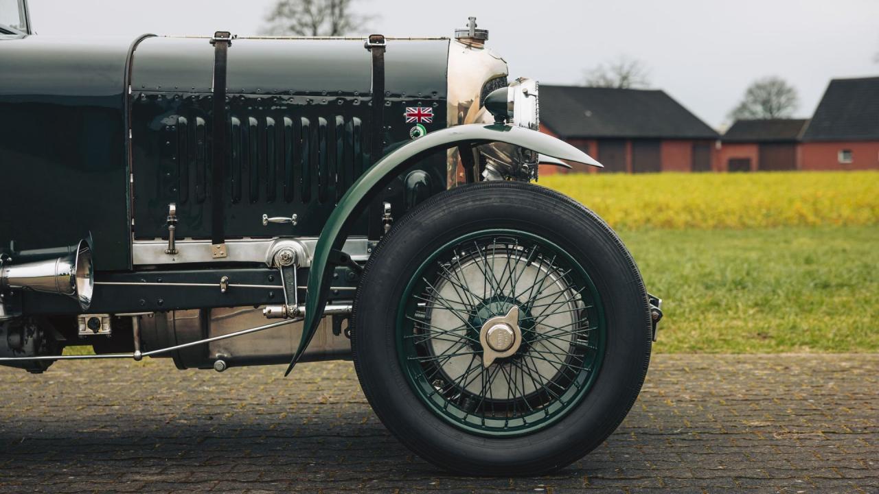 1928 Bentley 4 &frac12;-Litre Semi-Sports Four-Seat Open Tourer in the style of Park Ward