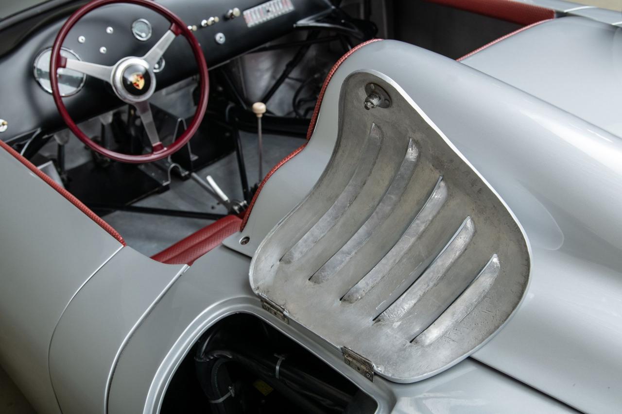 1961 Porsche 718 RS 61 Spyder