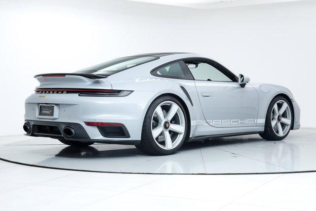 2025 Porsche 911