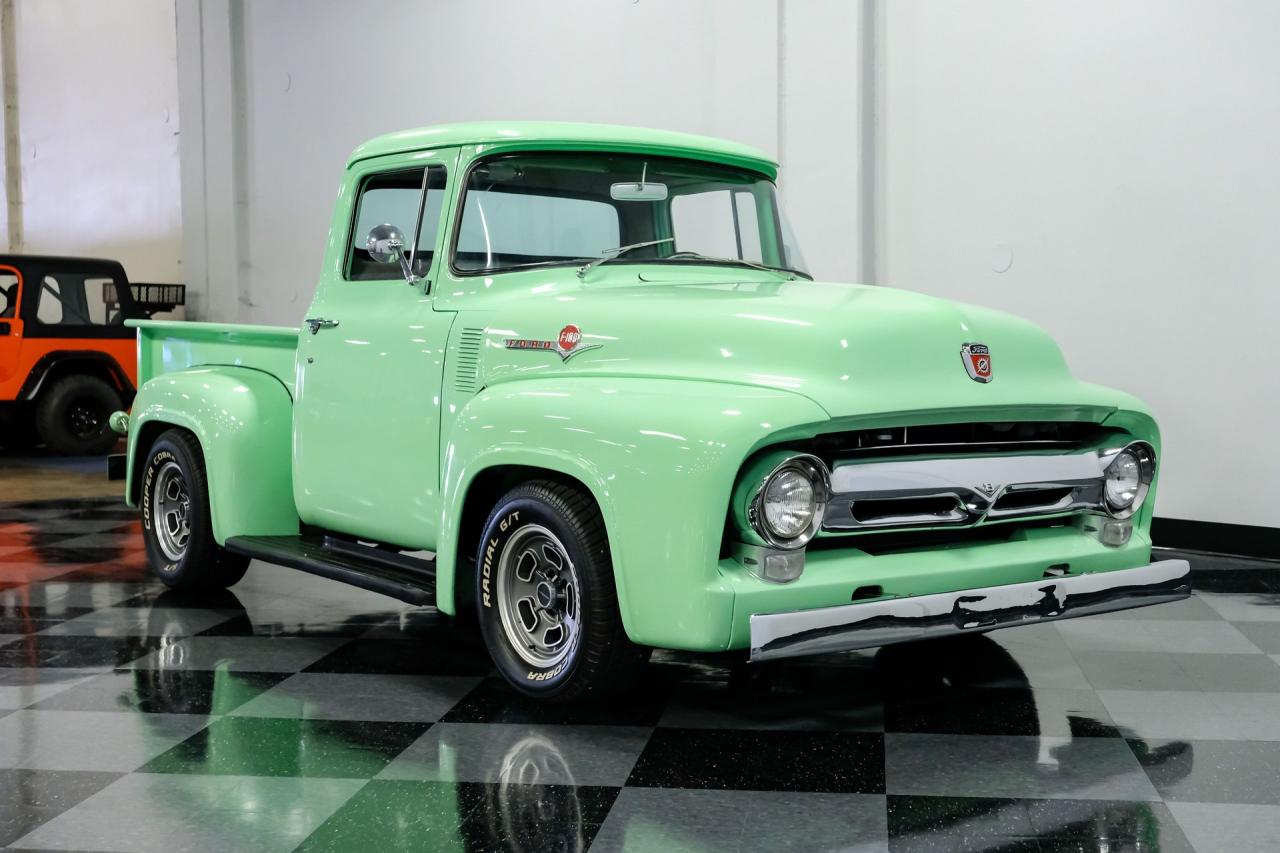1956 Ford F-100