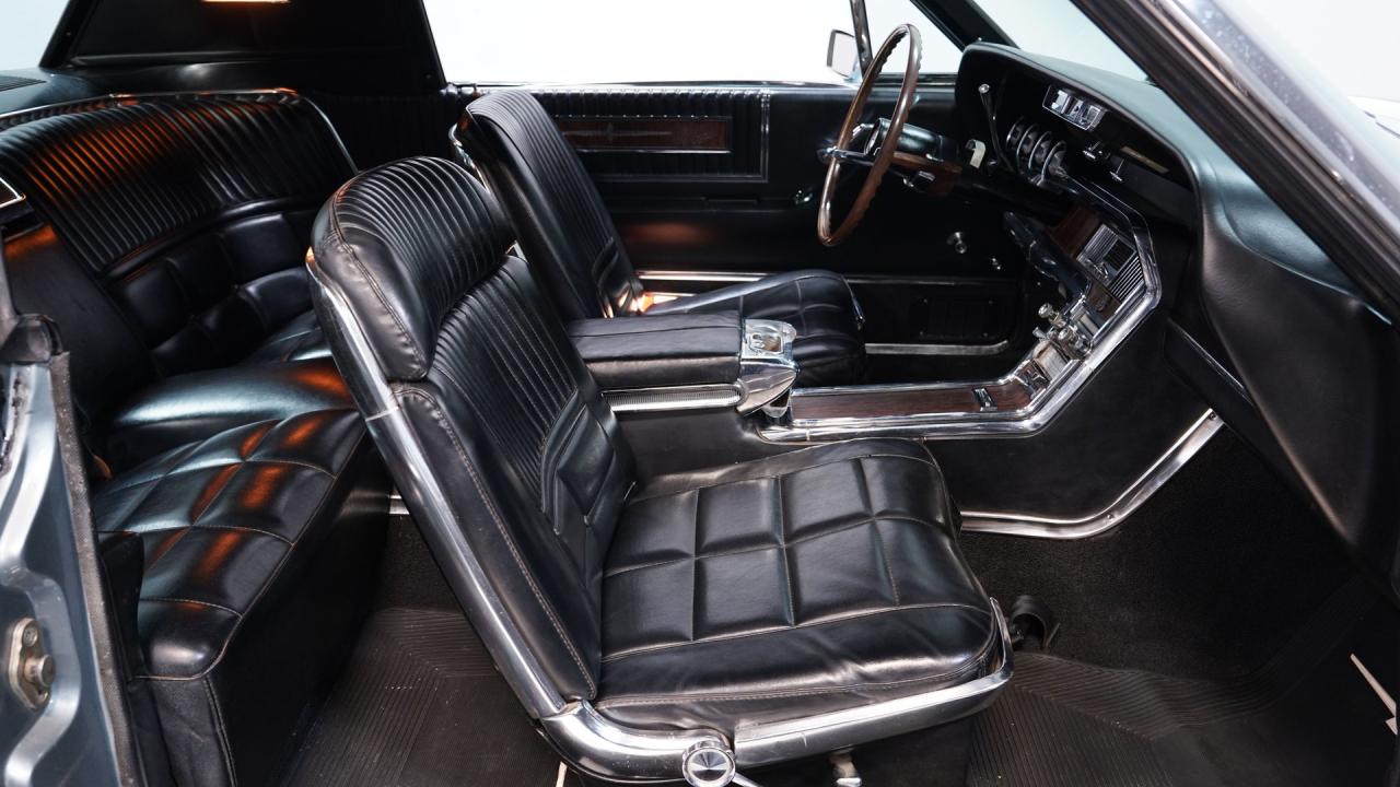 1966 Ford Thunderbird Town Landau