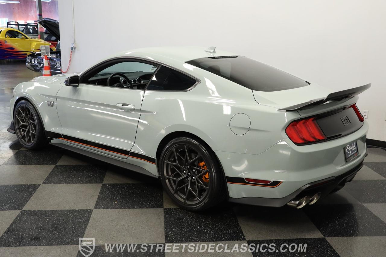 2022 Ford Mustang Mach 1