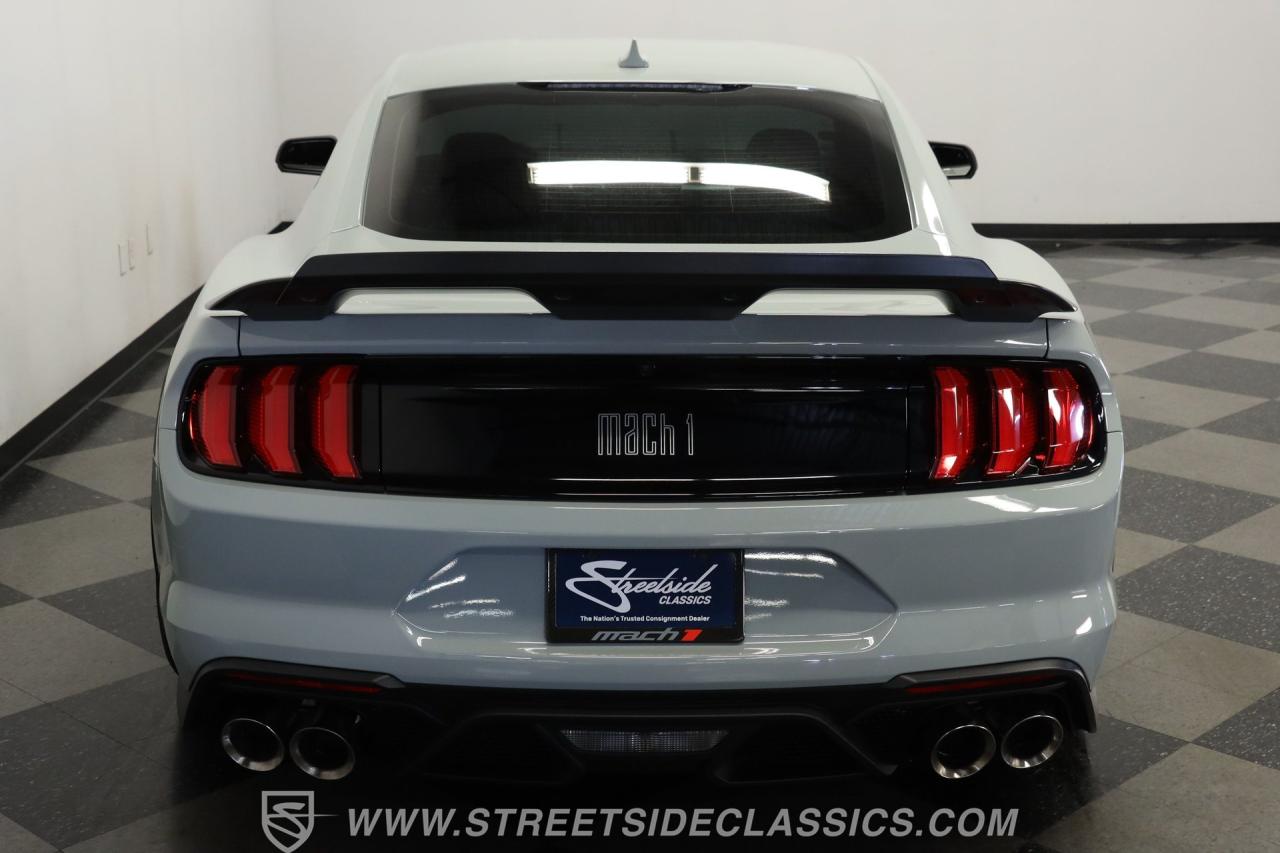 2022 Ford Mustang Mach 1