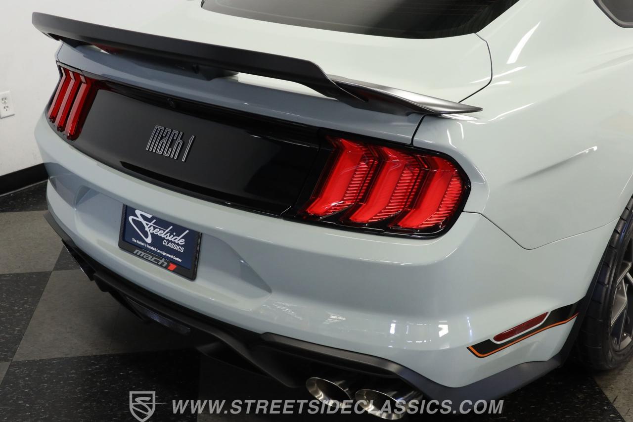 2022 Ford Mustang Mach 1