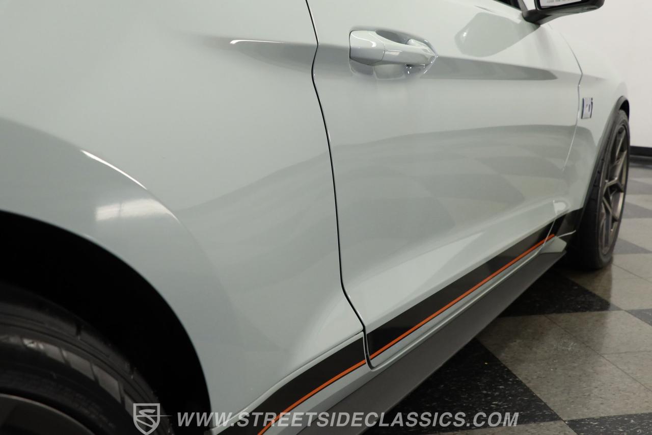 2022 Ford Mustang Mach 1