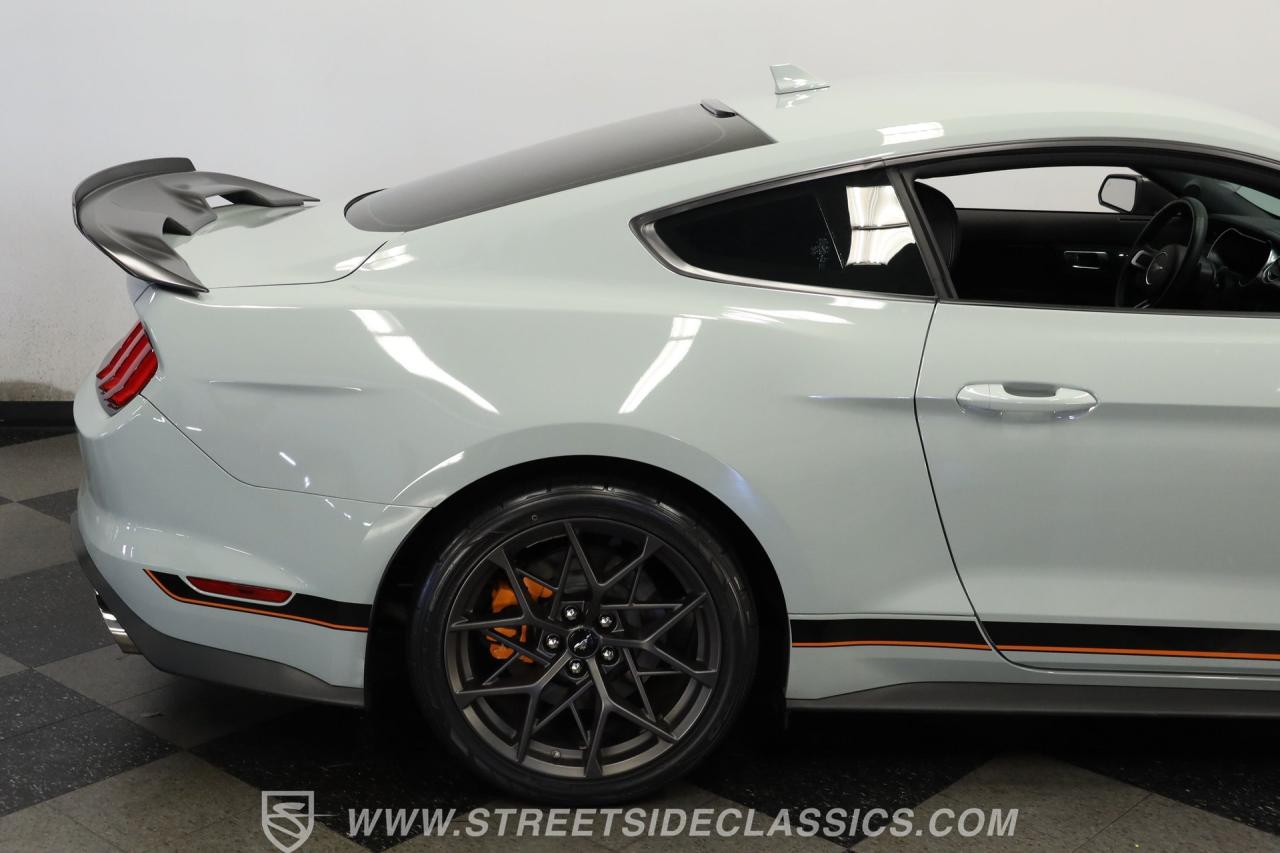 2022 Ford Mustang Mach 1