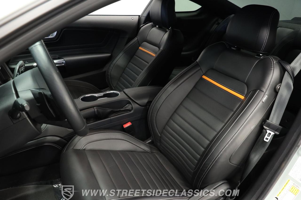 2022 Ford Mustang Mach 1