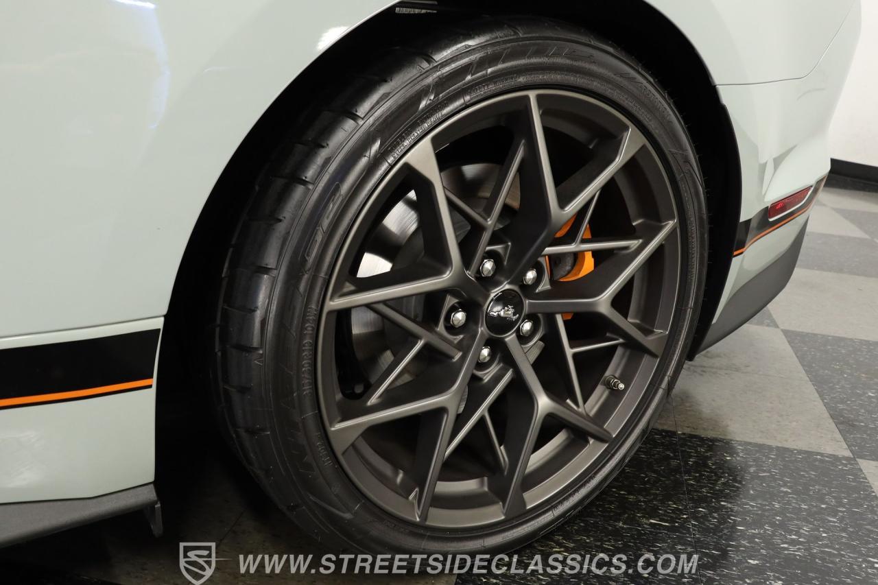 2022 Ford Mustang Mach 1