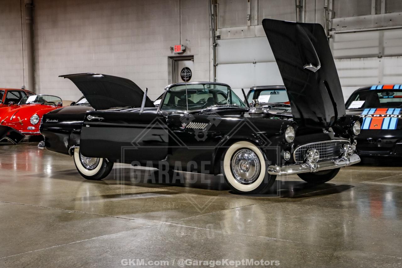 1955 Ford Thunderbird