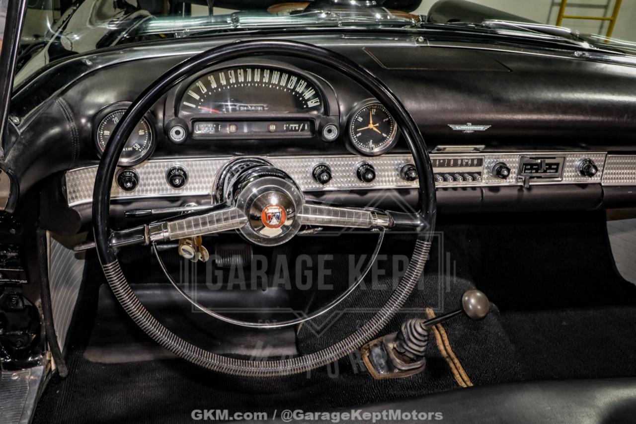 1955 Ford Thunderbird