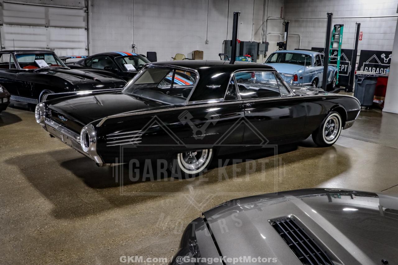 1961 Ford Thunderbird