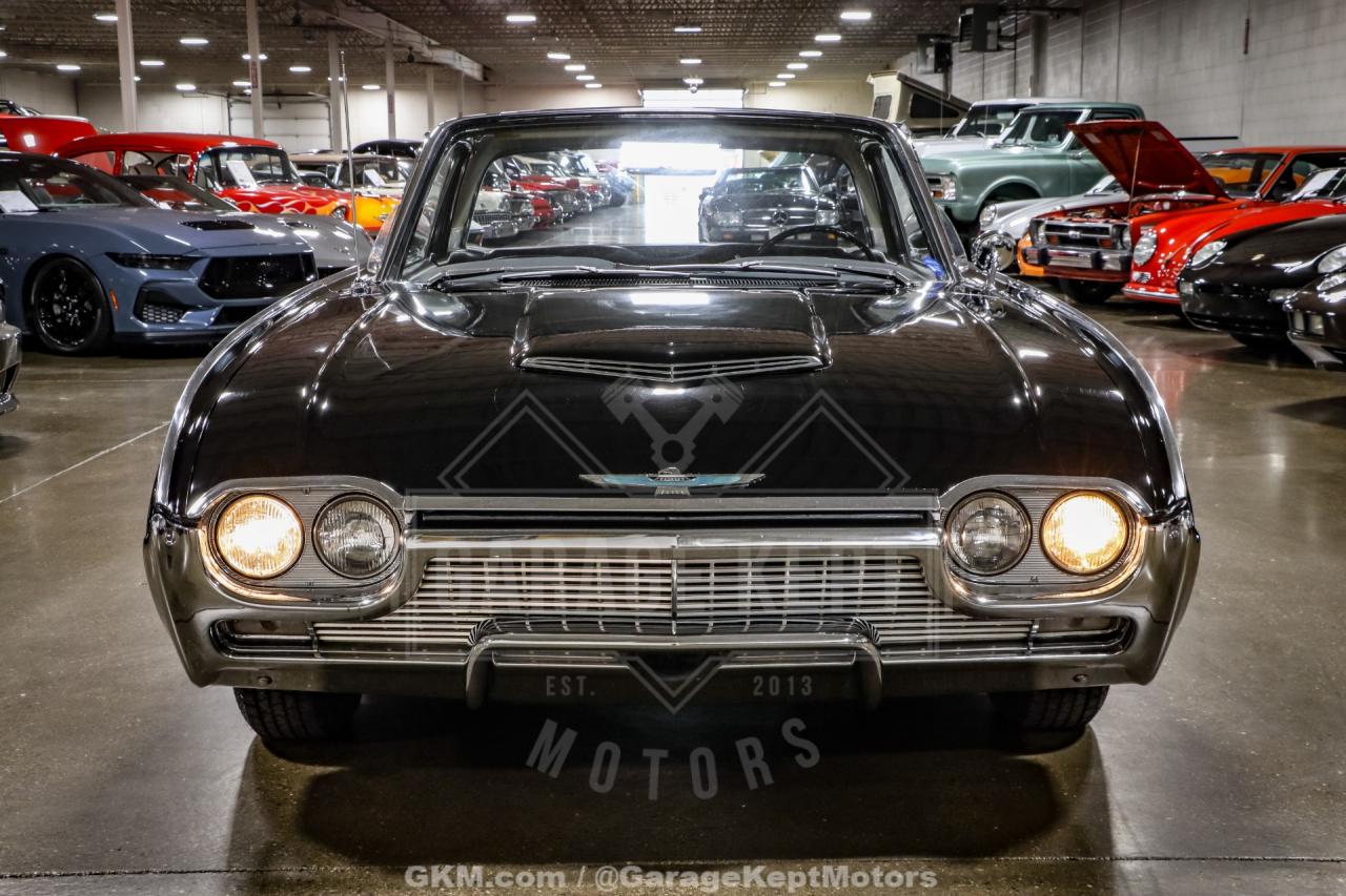 1961 Ford Thunderbird