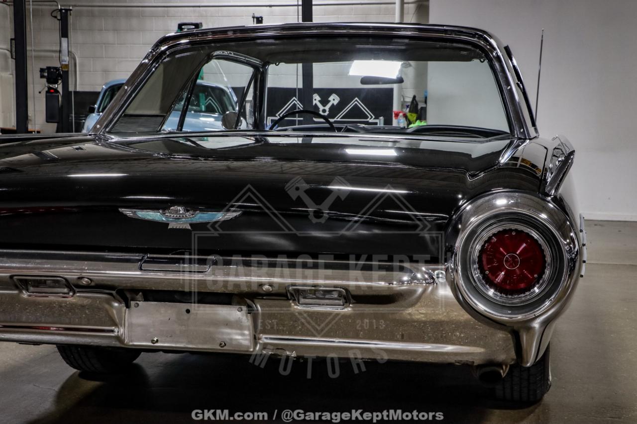 1961 Ford Thunderbird