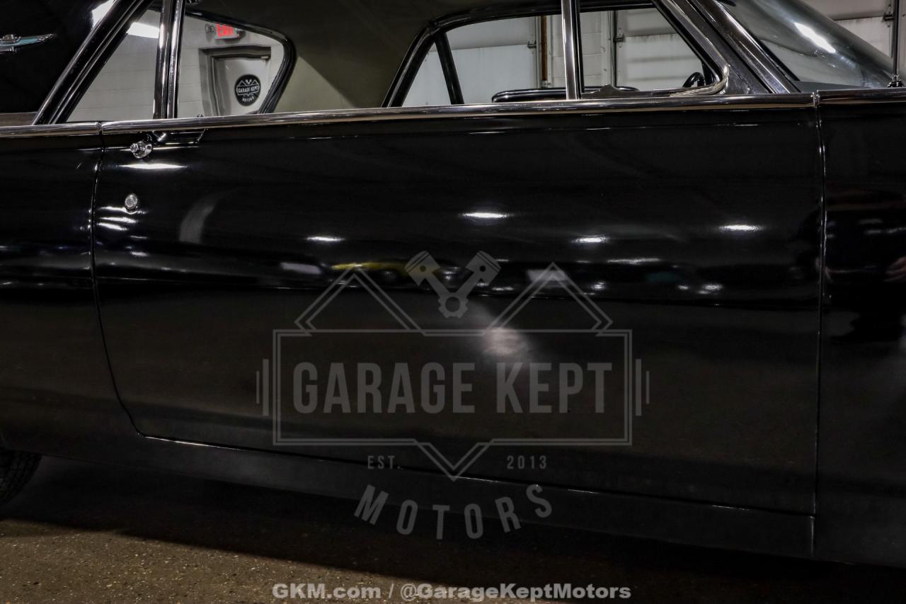 1961 Ford Thunderbird