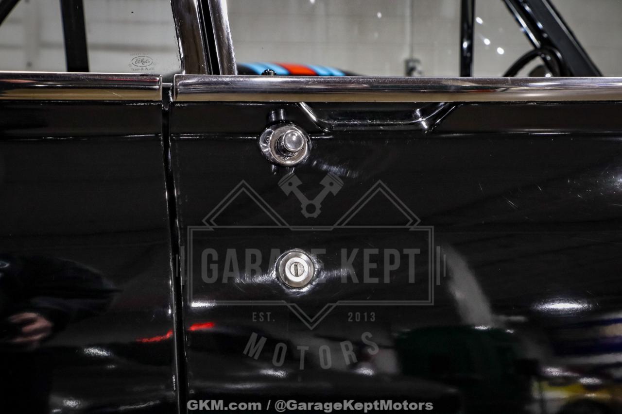 1961 Ford Thunderbird