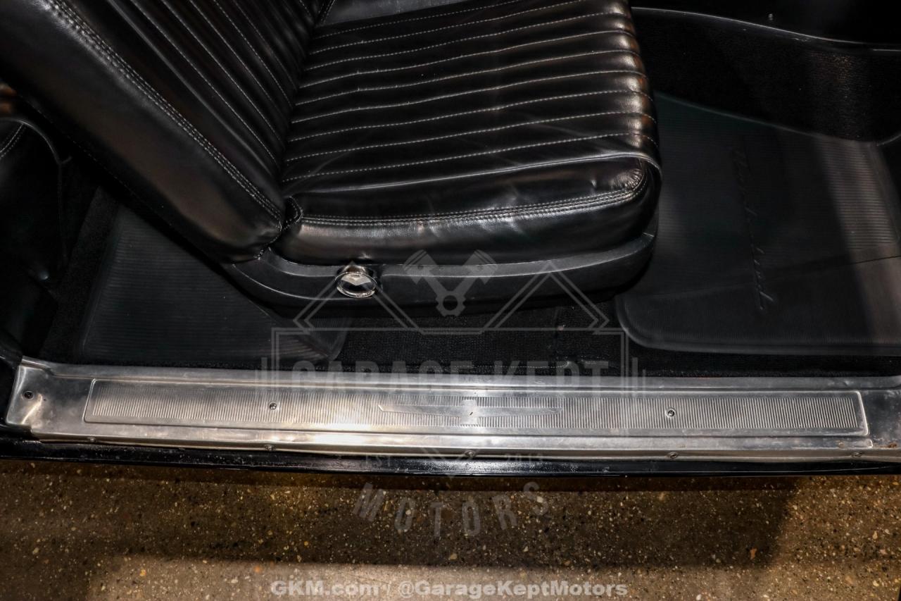 1961 Ford Thunderbird