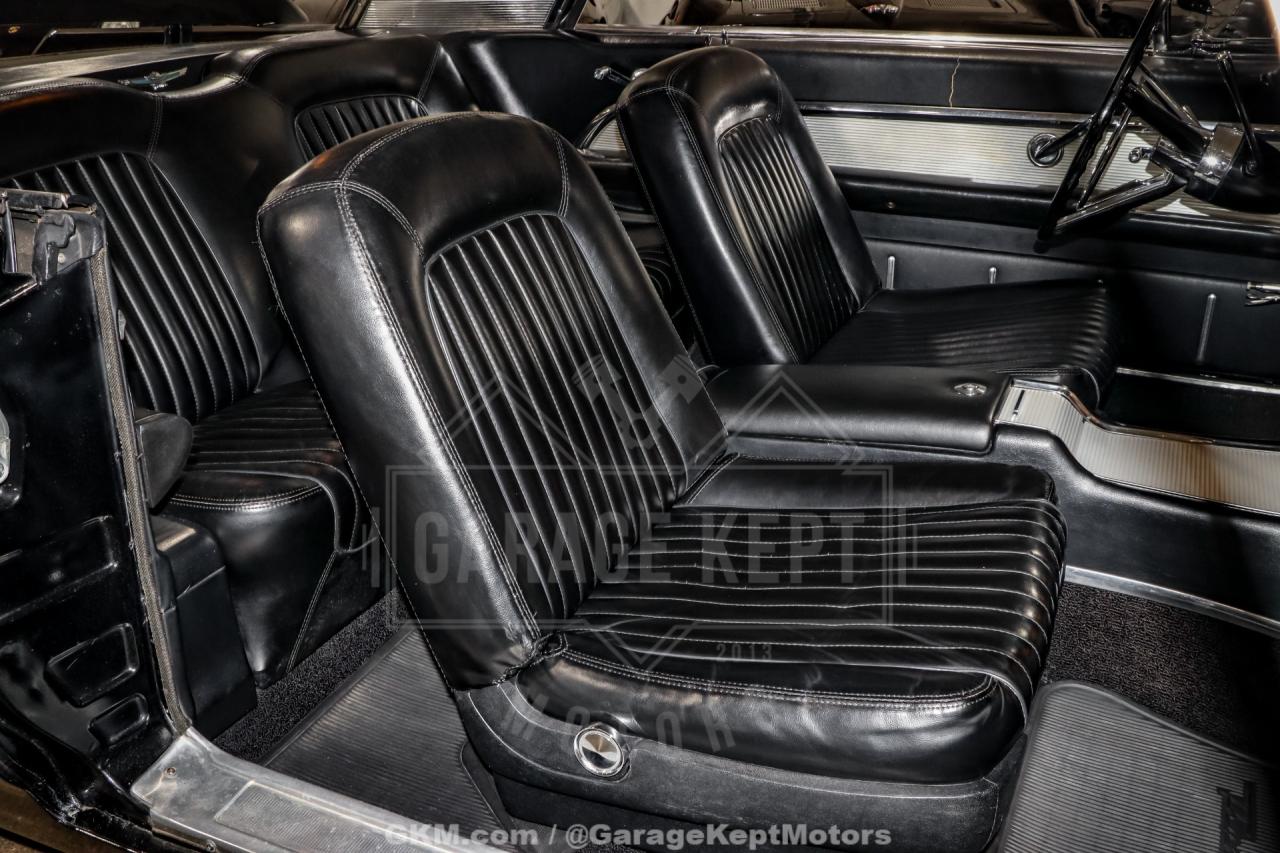 1961 Ford Thunderbird