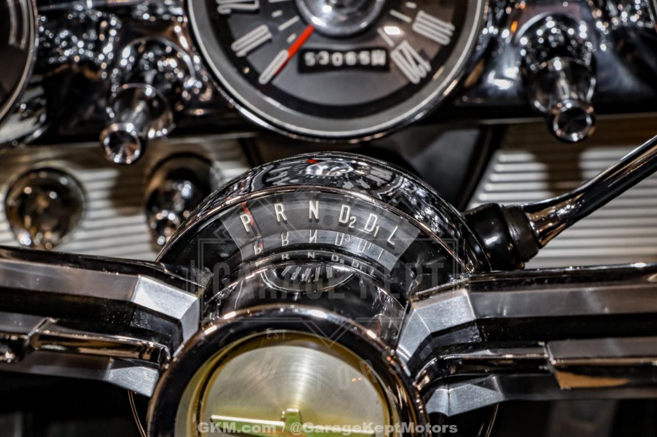 1961 Ford Thunderbird