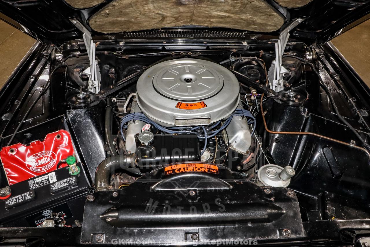 1961 Ford Thunderbird