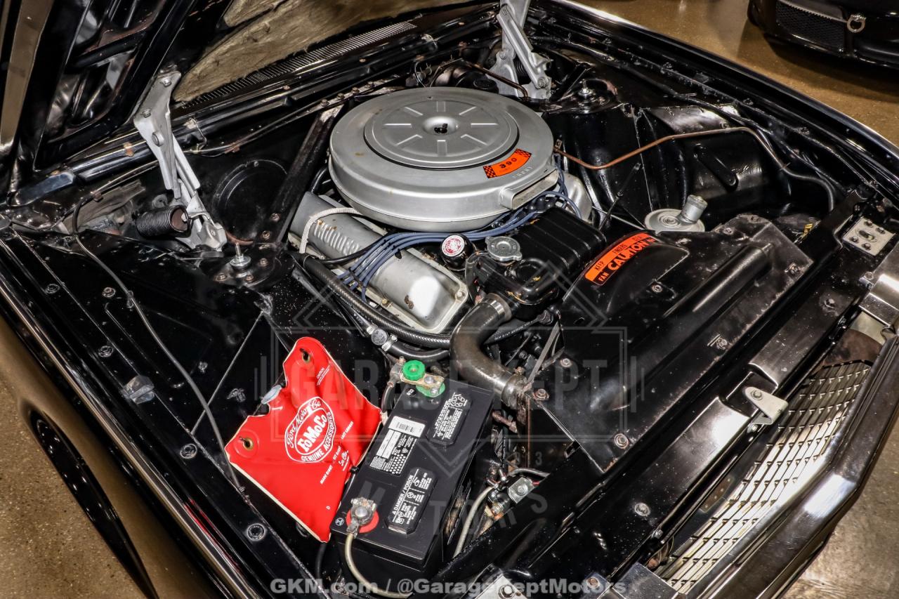 1961 Ford Thunderbird