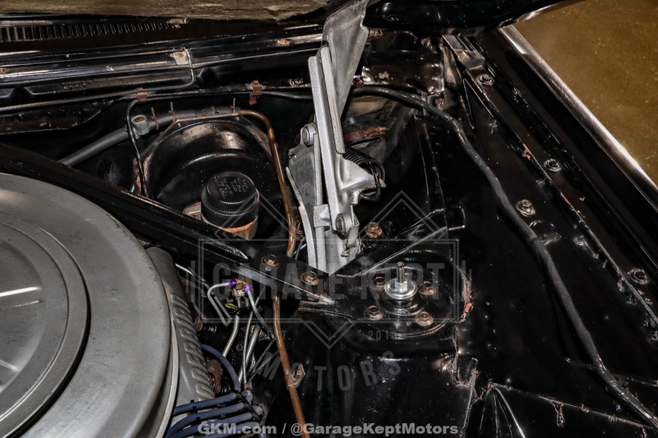 1961 Ford Thunderbird