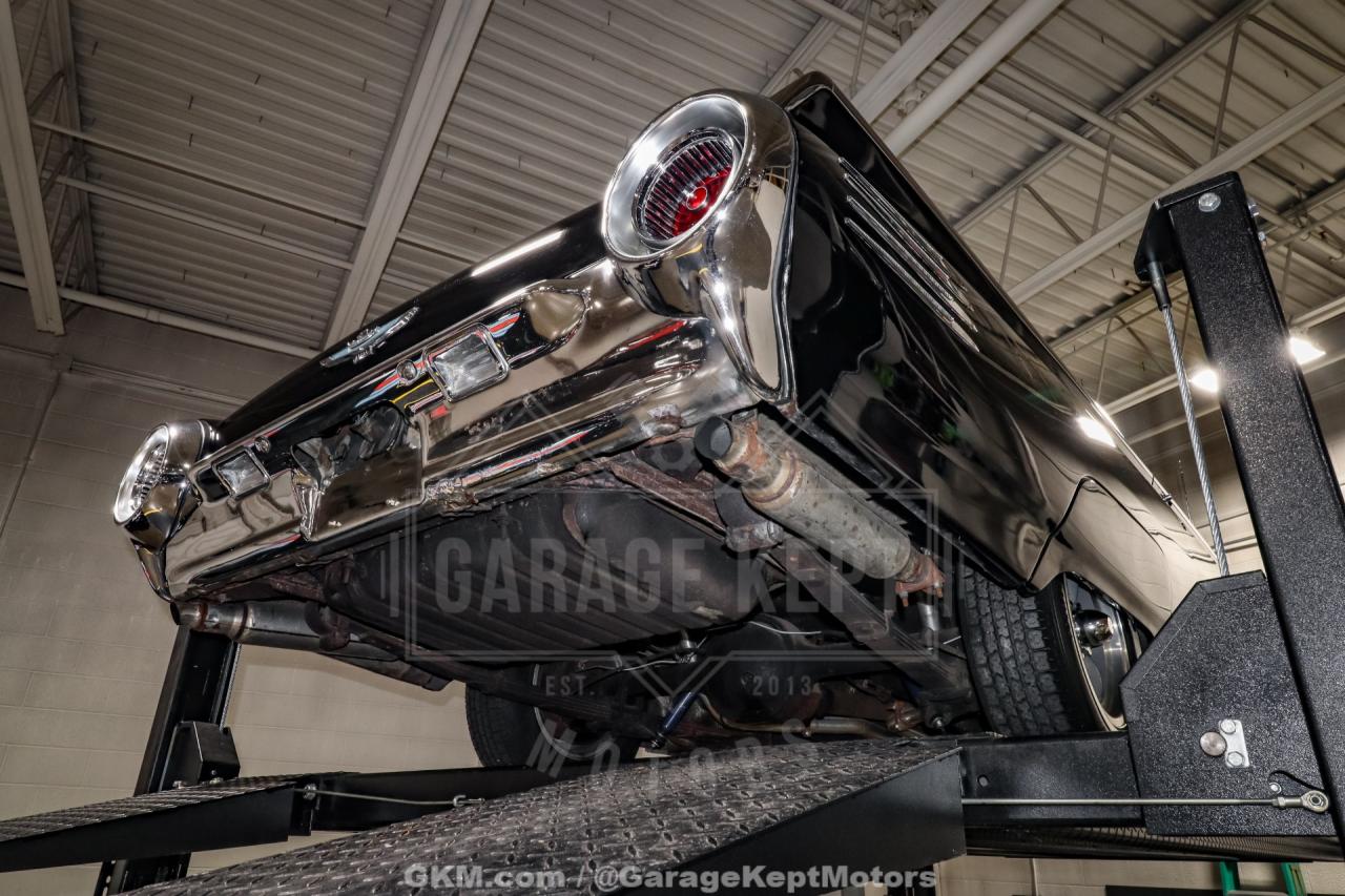 1961 Ford Thunderbird