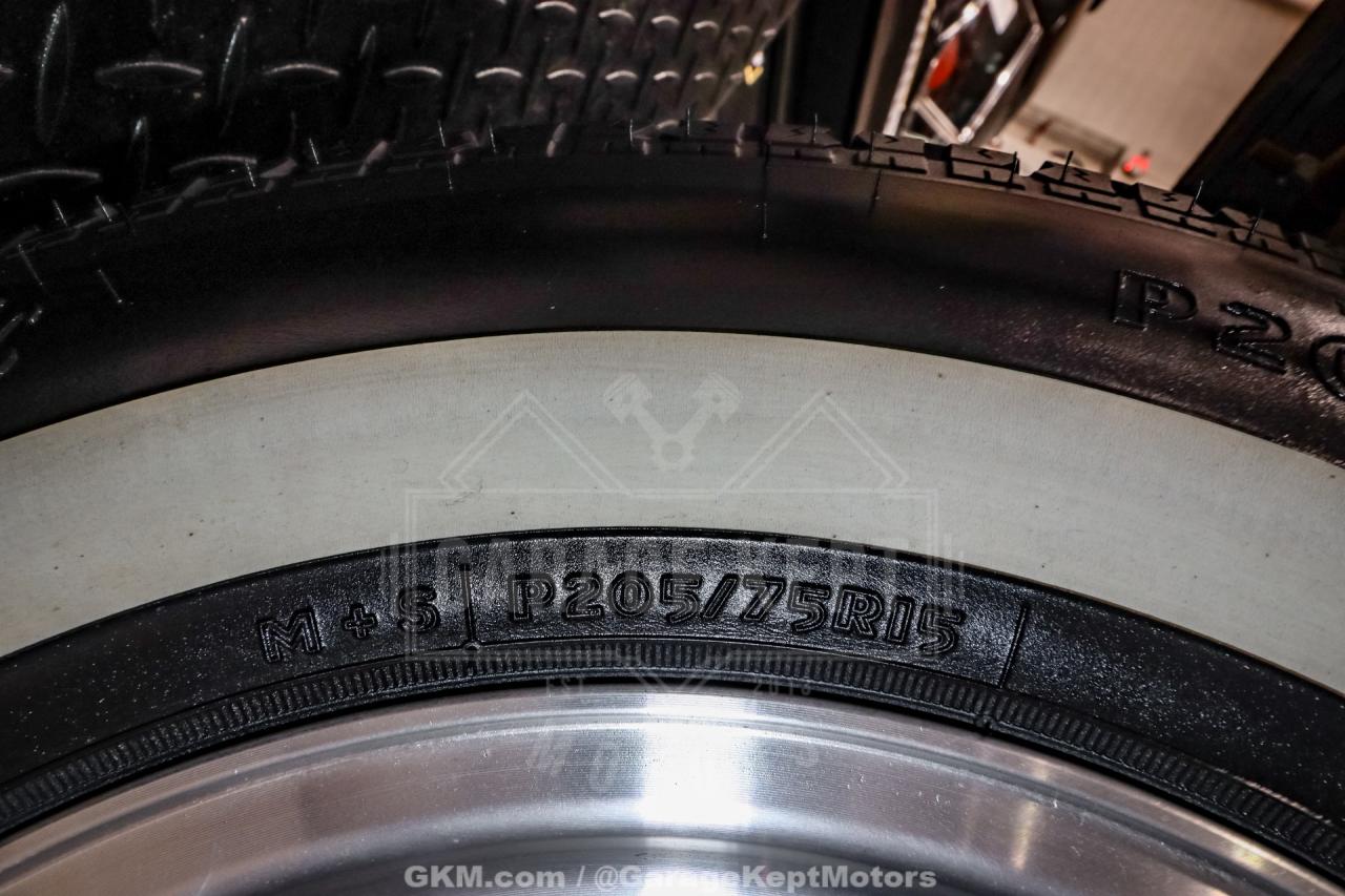 1961 Ford Thunderbird