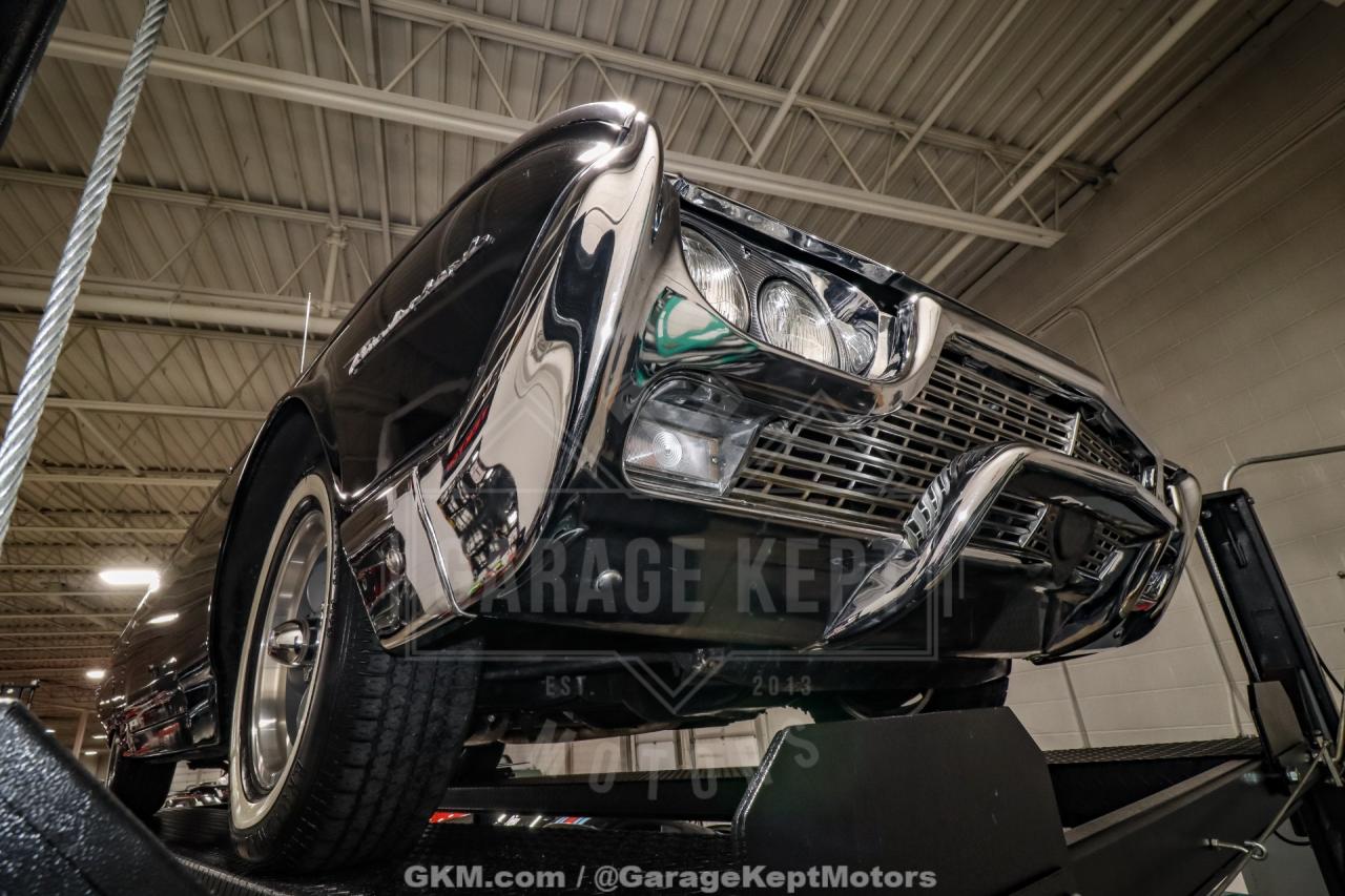 1961 Ford Thunderbird