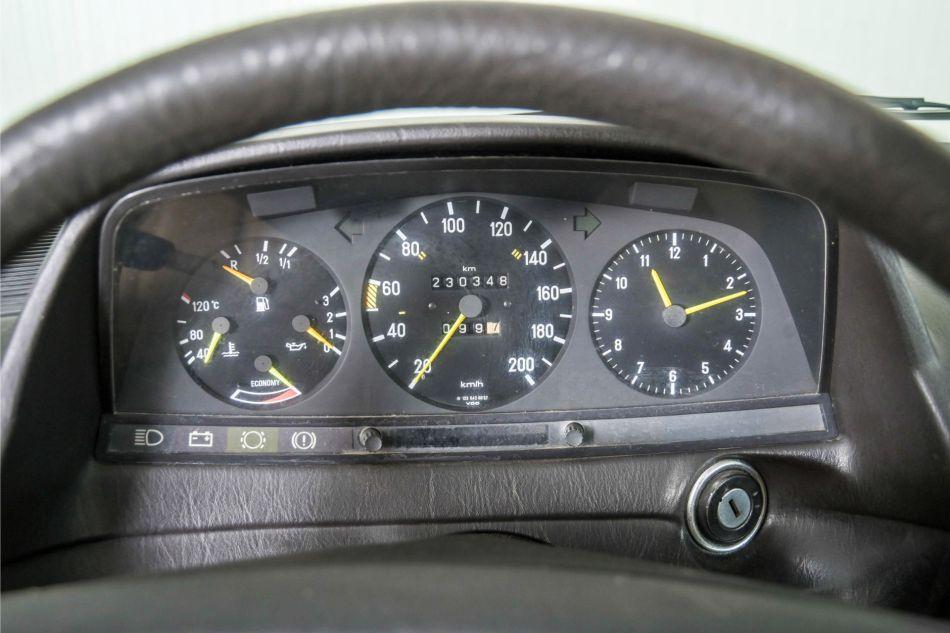 1982 Mercedes - Benz 200T Station Automaat LPG