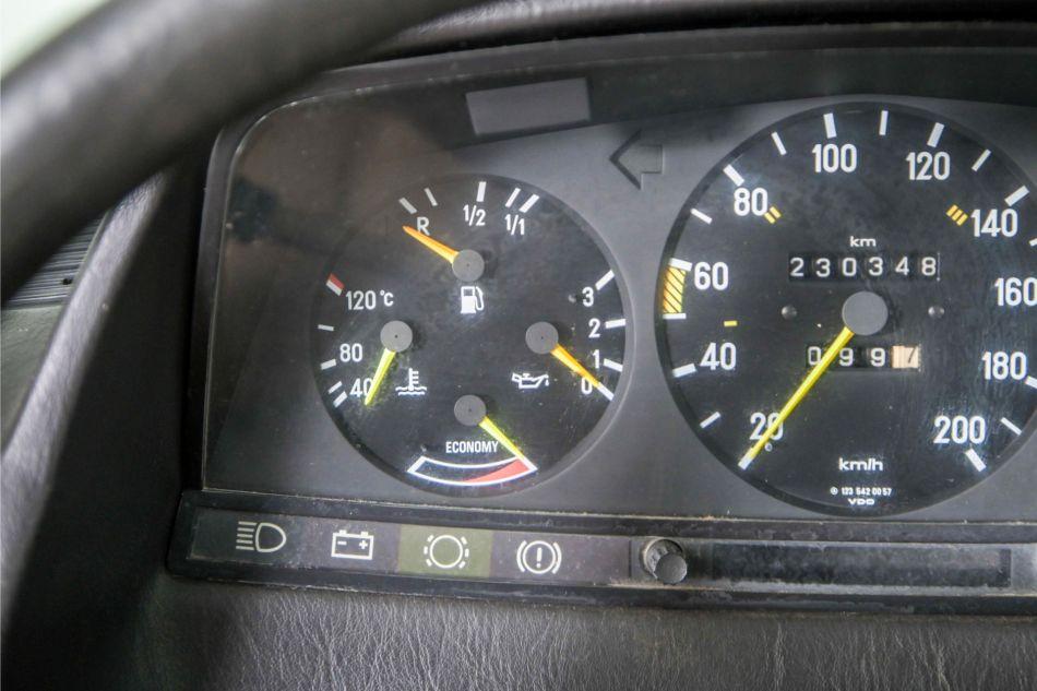 1982 Mercedes - Benz 200T Station Automaat LPG