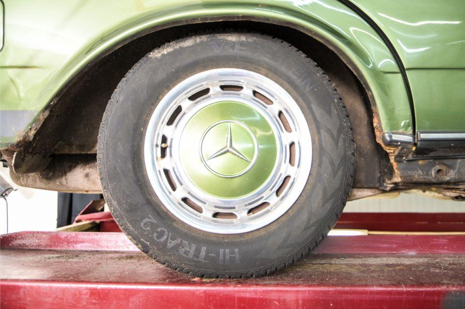 1982 Mercedes - Benz 200T Station Automaat LPG