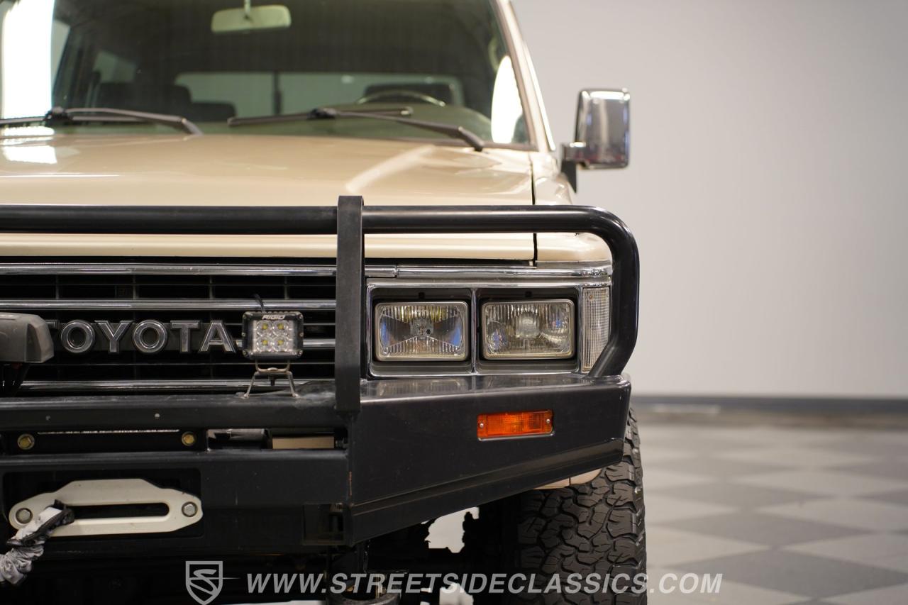 1989 Toyota Land Cruiser FJ62 LS Restomod