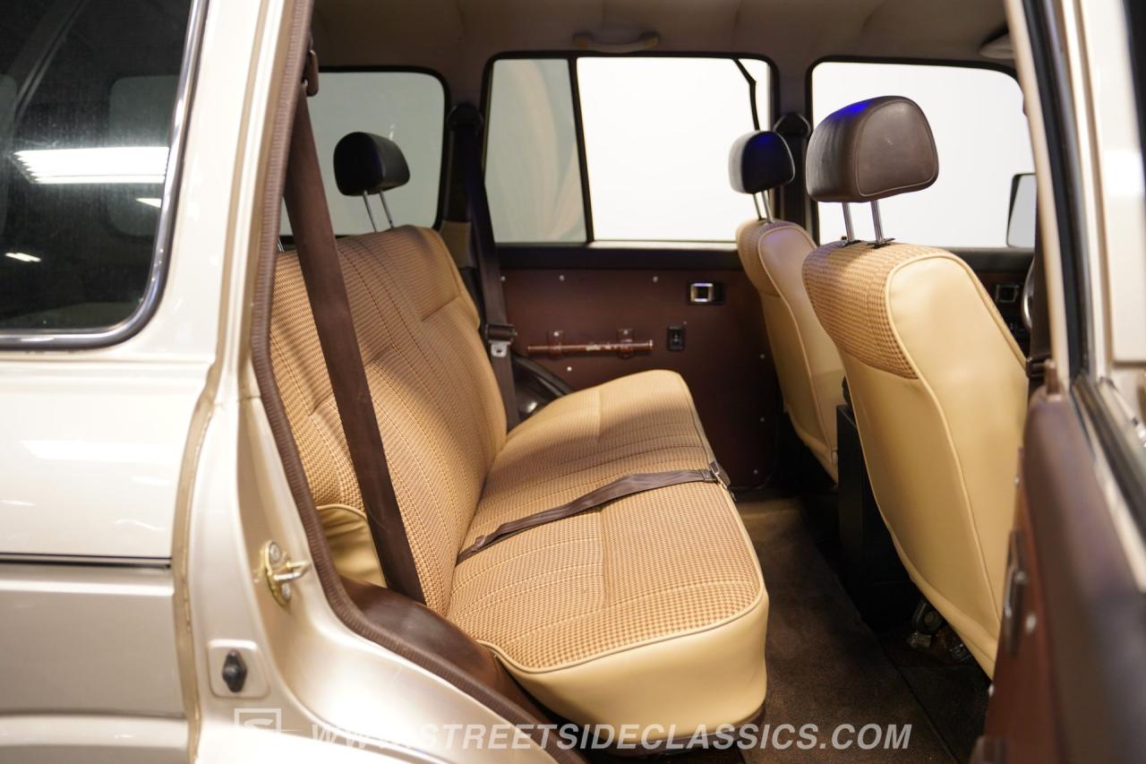 1989 Toyota Land Cruiser FJ62 LS Restomod